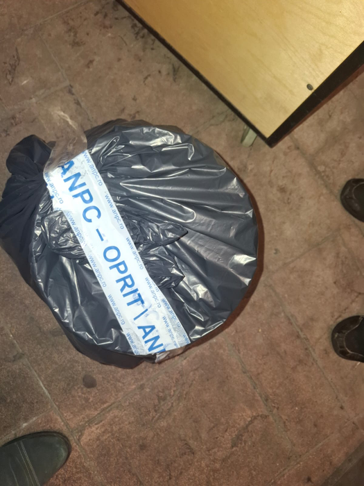 Piedone lovește din nou! Comisarii ANPC au luat cu asalt Centrul Vechi, dar au fost opriți de protestatarii lui Călin Georgescu