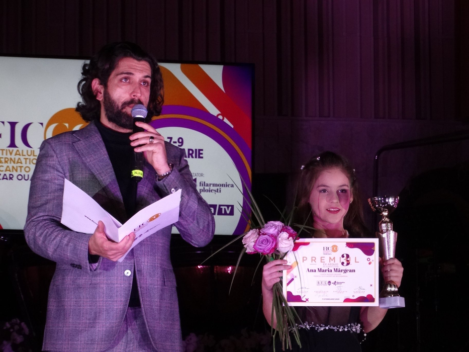 Cine este, de fapt, Ana-Maria Mărgean, adolescenta cu 2 talente care a primit Golden Buzz de la Andra Măruță. Legătura ei cu Cezar Ouatu
