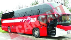 "Cainii" au voie sa urce in autocar doar cu papuci de casa