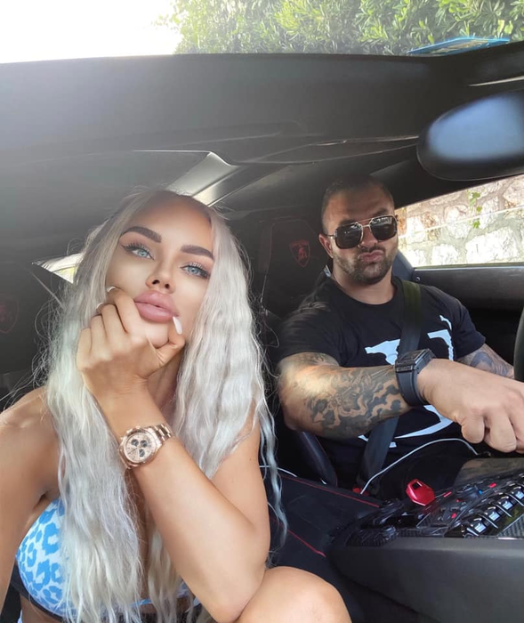 Bianca Drăgușanu, mesaj cu subînțeles pentru Daria Radionova și celelalte foste amante ale lui Alex Bodi! În înregistrarea publicată: “O joc în picioare!” | VIDEO