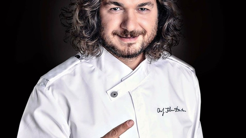 Ce a gătit chef Florin Dumitrescu pentru Crăciun după ce a devenit vegetarian