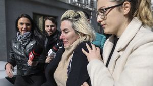 Ana Morodan a ajuns la Parchet! Primele imagini cu ”contesa digitală”, după ce a fost reținută 24 de ore pentru consum de alcool și substanțe interzise la volan