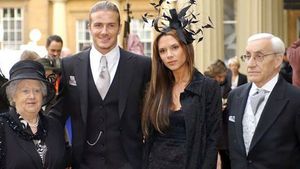 Familia lui David Beckham s-a mărit! Prima poză cu bebeluşul în braţe: "Frumos! Felicitări!"