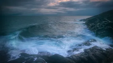 „Apocalipsa” meteo la 60 de kilometri de România. Furtuna de cod roșu din Bulgaria a alertat autoritățile din țara vecină