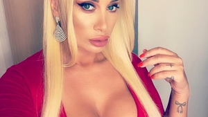 Simona Trașcă nu s-a abținut! Ce reacție a avut fiul ei, după ce și-a deschis cont pe o platformă pentru adulți