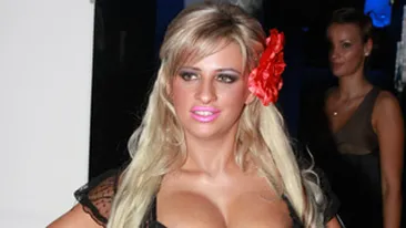 Meme ar fi apelat la un detinut sa o bata pe Sanzi! Vezi aici reactia Sanzianei!