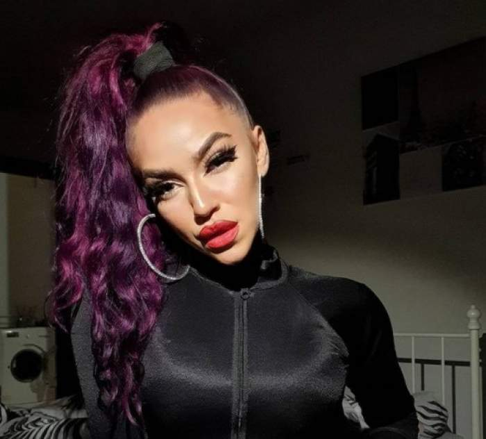 Loredana Buțea, noua asistentă a lui Dan Capatos, este campioană la dans sportiv. Înainte să bată palma cu Antena 1, bomba-sexy a apărut la un post de televiziune concurent