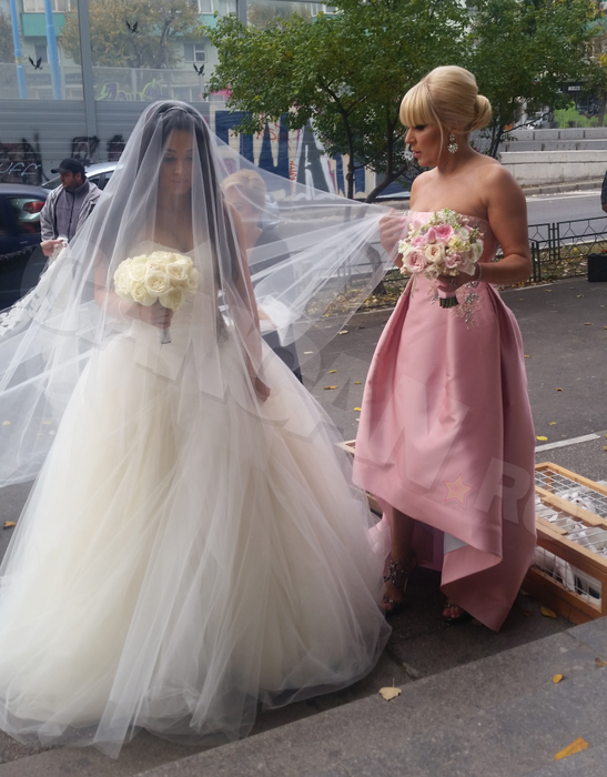 Milionarul Silviu Prigoană şi-a însurat fiul, iar CANCAN.ro are imagini în exclusivitate. Ce s-a întâmplat la nunta la care ELENA UDREA a fost naşă