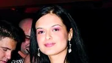 Simona Patruleasa i-a furat Ralucai Lazarut cina cu Julio Iglesias