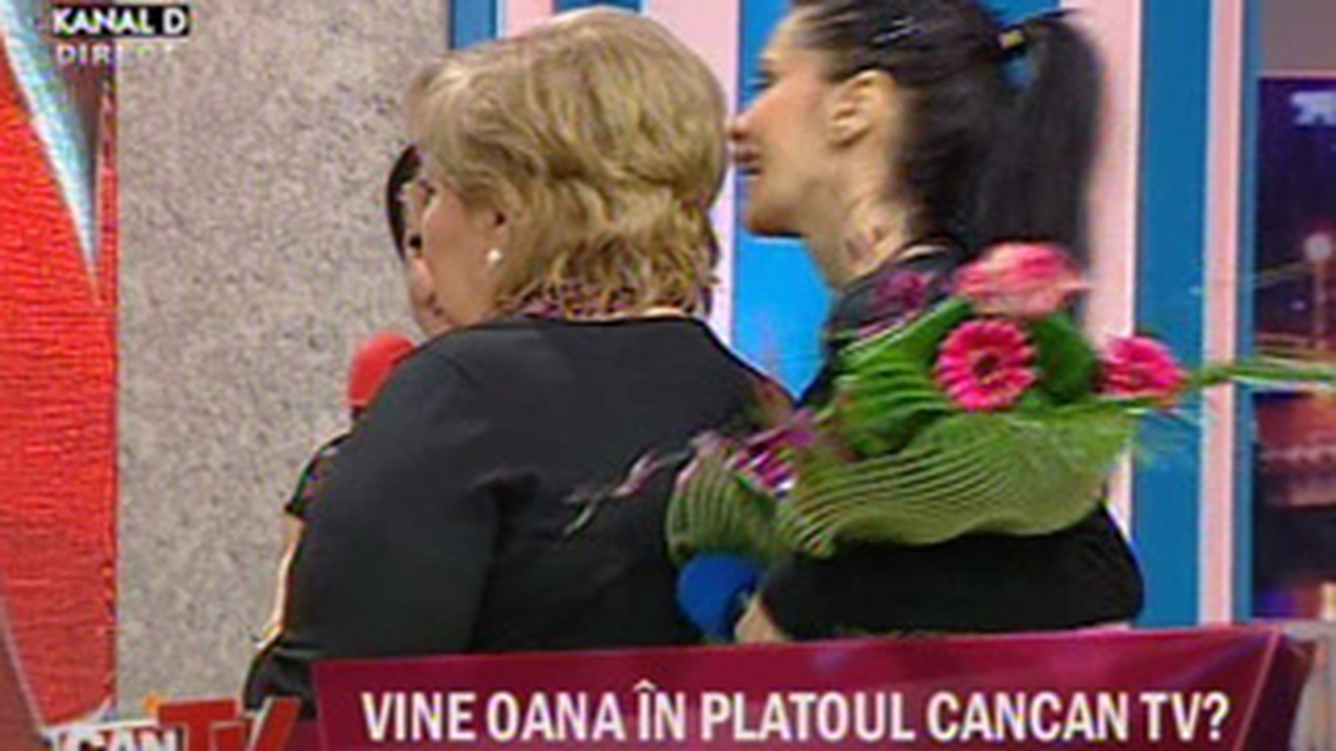 VIDEO Mos Craciun exista! Oana si Marioara Zavoranu s-au impacat in Ajunul Craciunului!