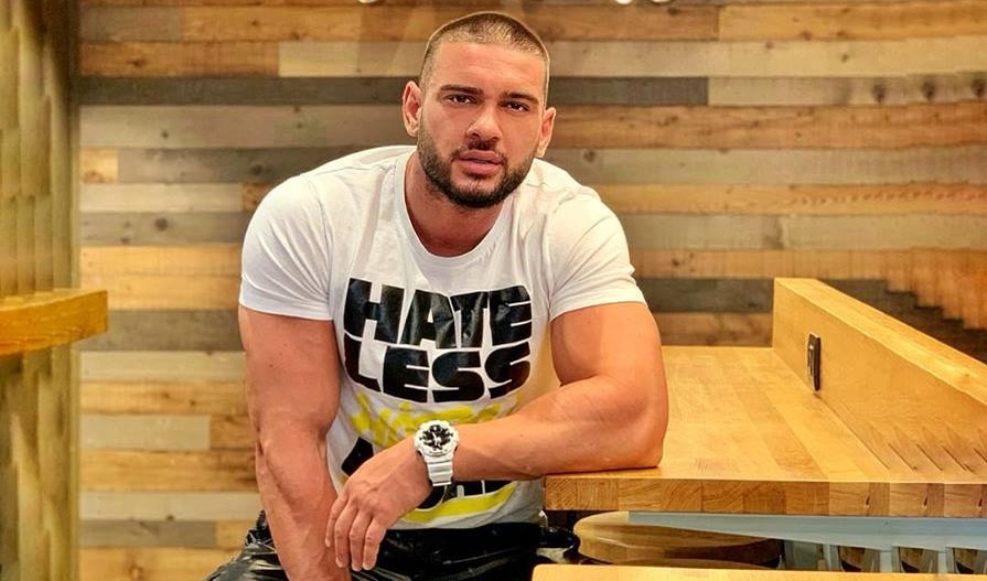 Dorian Popa a făcut accident în București. Cum arată bolidul BMW de 80.000 de euro după impactul violent de azi-noapte