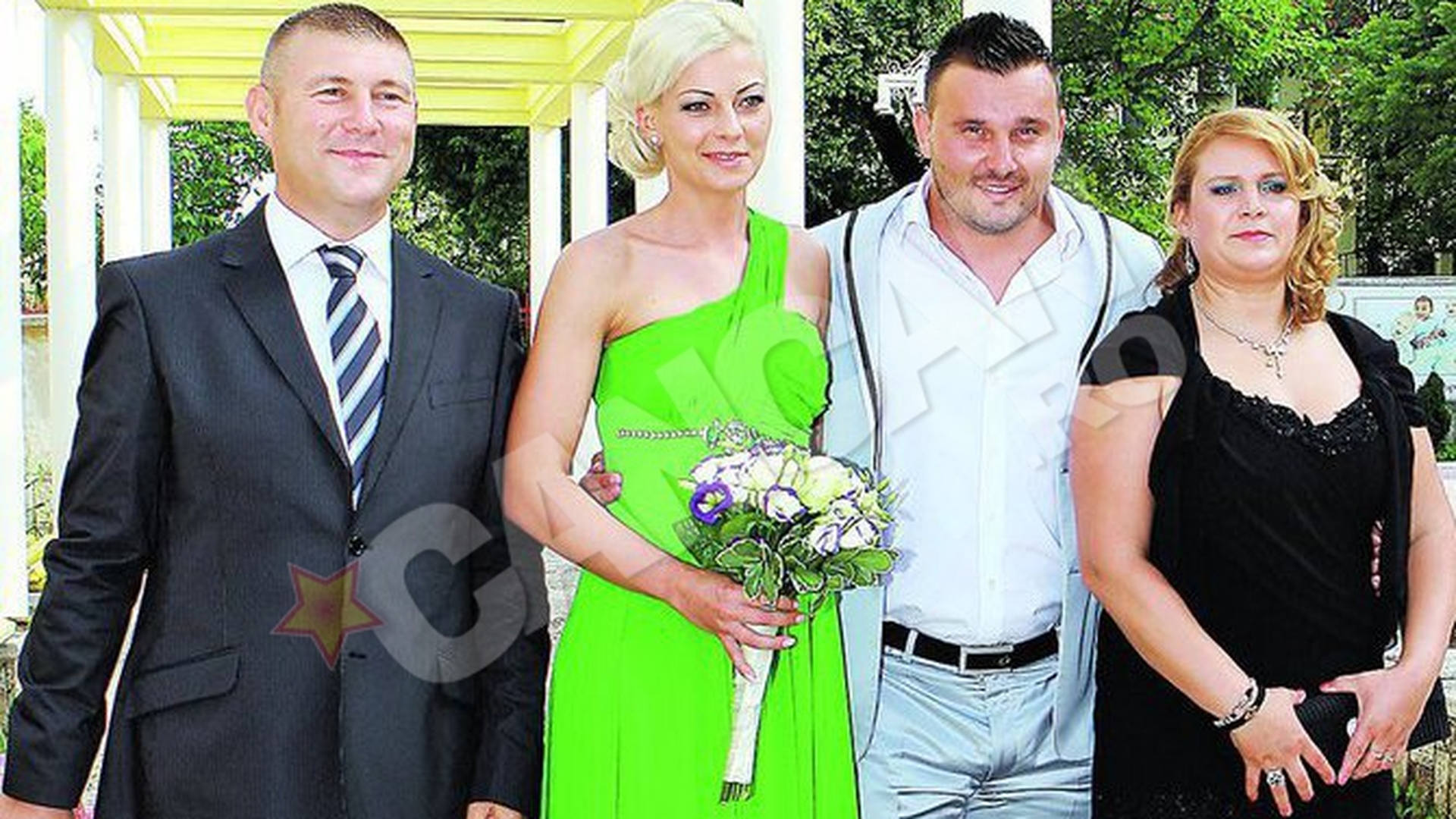Flavius Dobre s-a casatorit cu Gabriela Vasile! Rugbistii au dansat pana in zori cu handbalistele