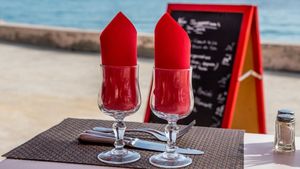 Câți bani a scos din buzunar o turistă la un restaurant din Vama Veche, după sfârșitul sezonului estival. A rămas cu un gust amar când a văzut nota de plată
