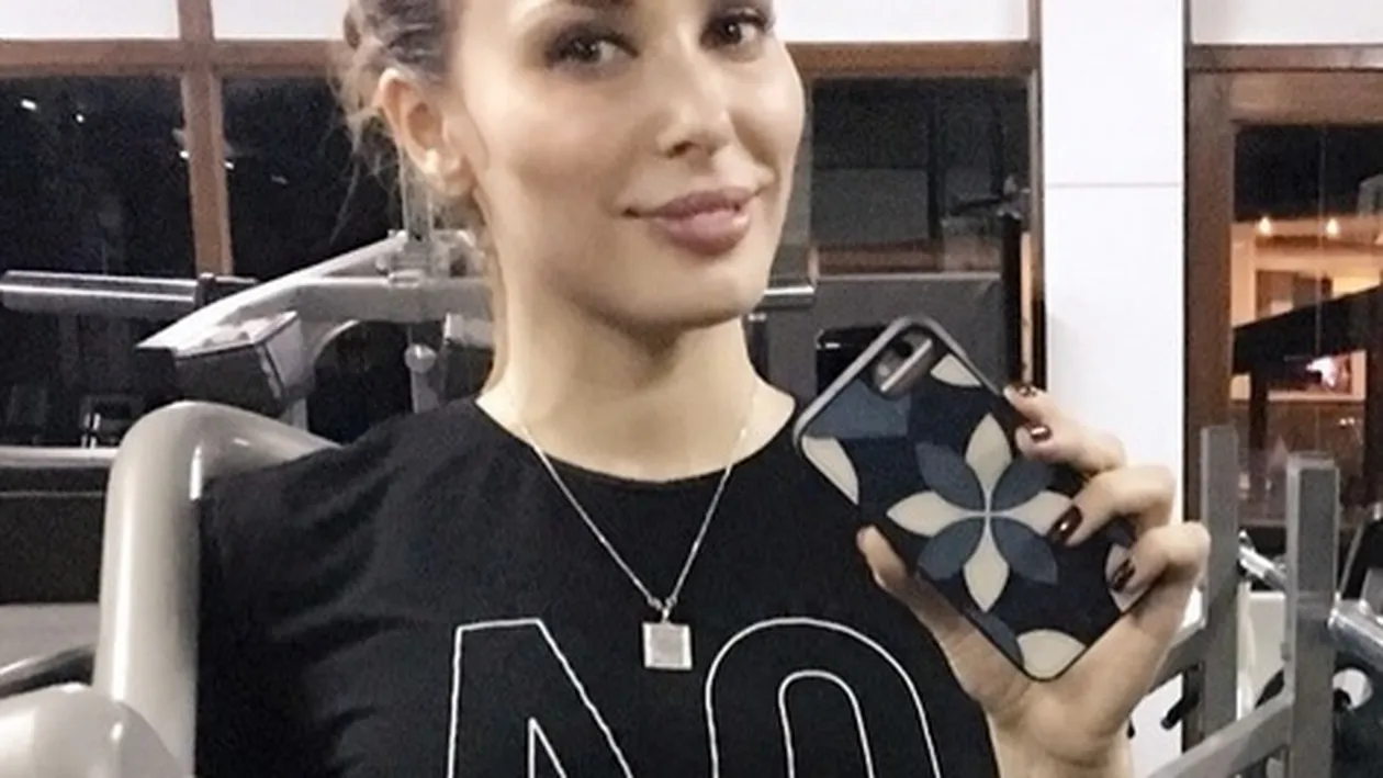 Iulia Vântur, declaraţie de dragoste pentru Salman Khan după ce s-a spus că s-au despărţit