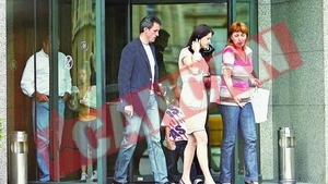 Gica Popescu si-a scos familia in oras