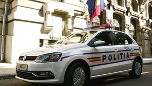 Un bărbat din Cluj este căutat de polițiști, după ce și-a aruncat apartamentul în aer