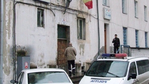 Si-a facut streang din curea si s-a spanzurat in sediul politiei