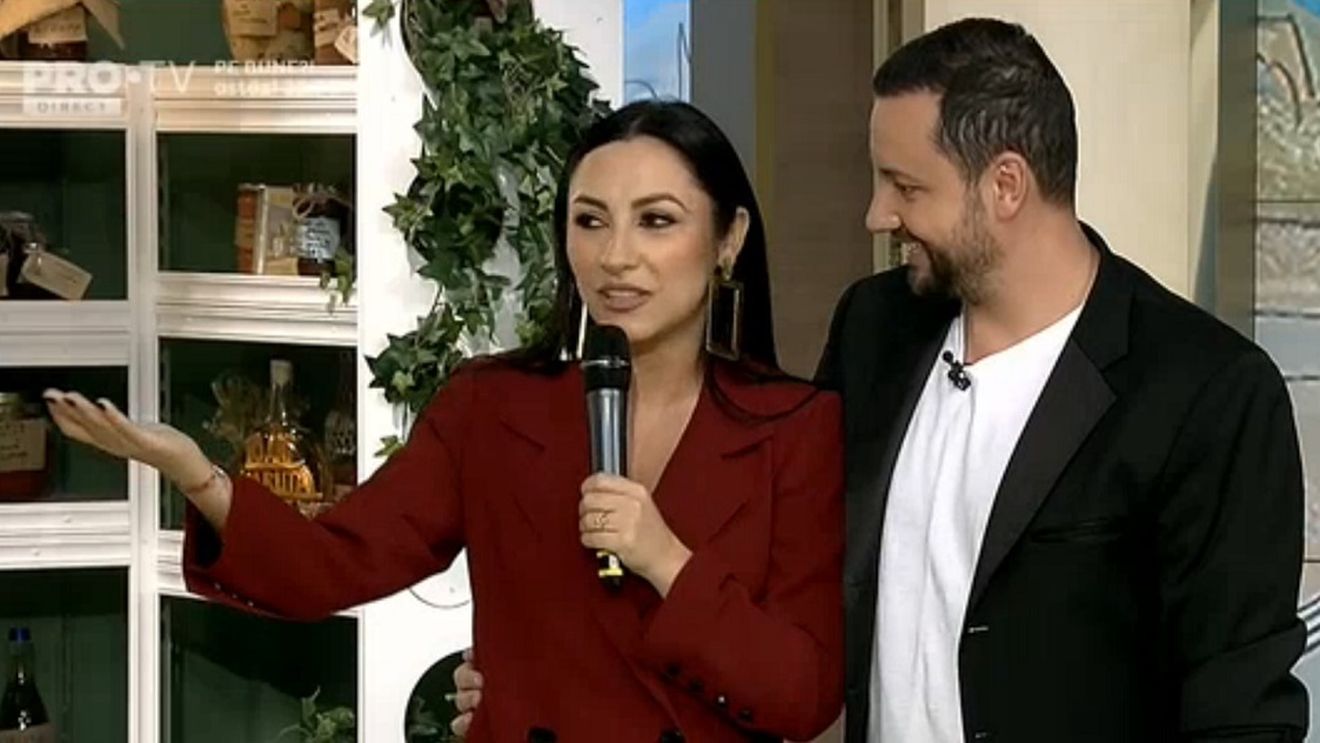 VIDEO / Andra vrea să se tatueze împreună cu soţul ei, Cătălin Măruţă! În direct, la TV, artista a dezvăluit locul, dar şi desenele pe care şi le vor face: "E bine că avem program!"