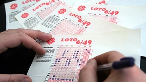 Ţi-ai verificat biletul? S-a câştigat marele premiu la LOTO! Iată numerele norocoase
