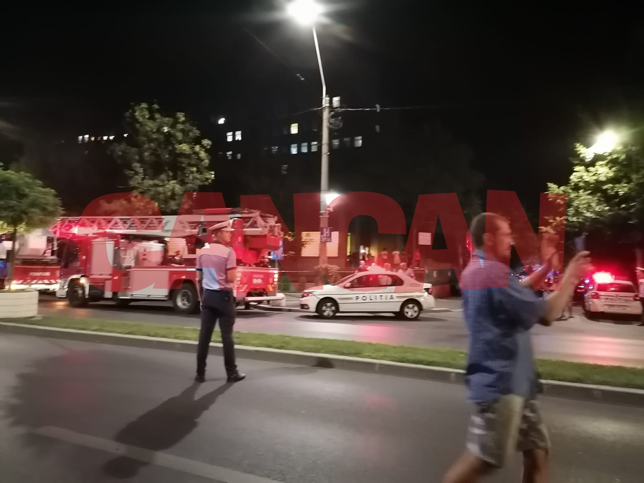 Plan ROȘU de intervenție la Spitalul Budimex! 16 mașini de pompieri, poliție și jandarmi se află la fața locului. FOTO & VIDEO