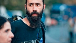 Merita o sansa la viata! Max, fotograful ranit in Colectiv, se afla cu arsuri la spital si are nevoie de sprijin financiar