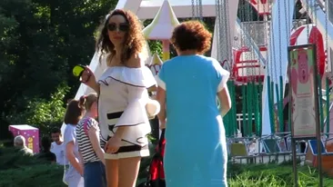 Iubita lui Codrin Ştefănescu e de 2x mamă: şi-a scos bebeluşul în parc, la pachet cu...