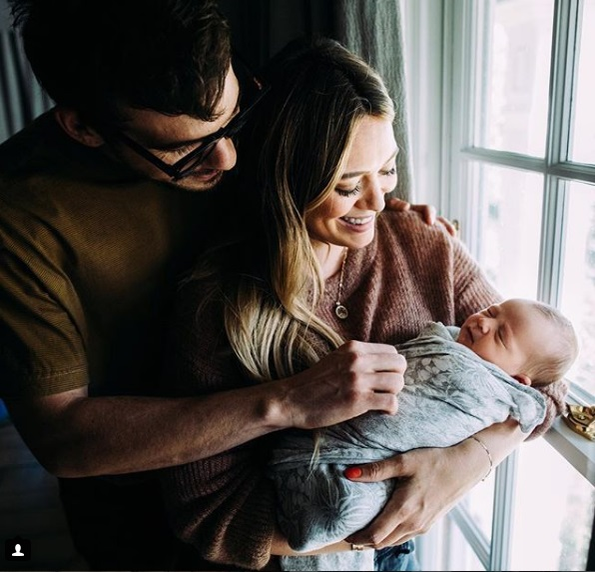 Hilary Duff a devenit mamă pentru a doua oară. Poza emoționantă cu bebelușul