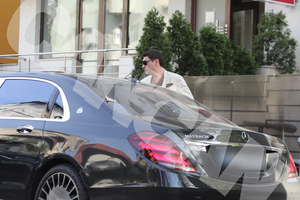 Cristi Borcea și-a luat ultimul model de Maybach,
mai ”calificat” decât al lui Gigi Becali!