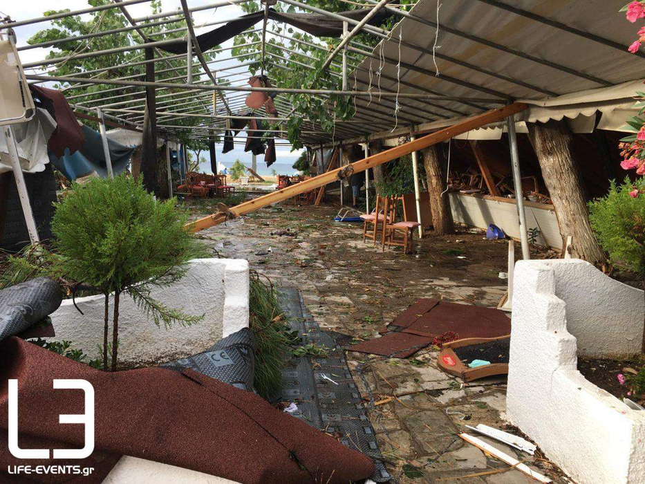 Bărbatul care şi-a pierdut soţia şi fiul de 8 ani în Halkidiki a fost externat din spital