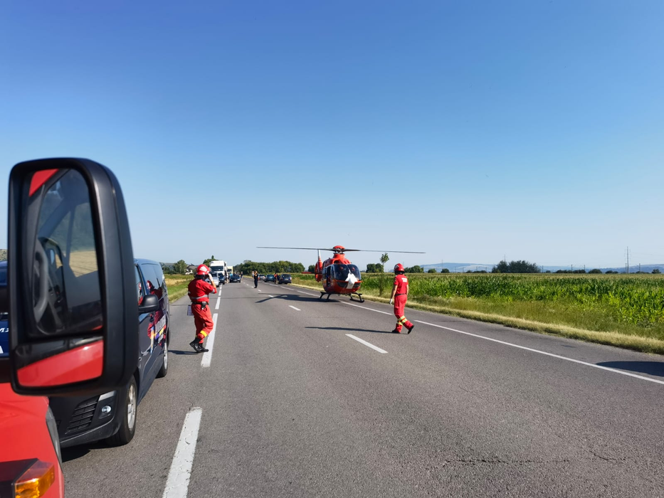 Cine sunt victimele tragediei de la Bacău. Șoferul care se întorcea din Marea Britanie și-a pierdut soția și doi dintre copii. FOTO