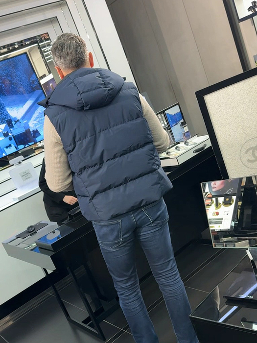 Merge la casă și plătește produsul