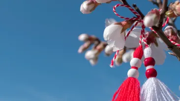 Mărțișorul pe care să NU îl oferi! Aduce ghinion și neînțelegeri în cuplu