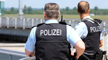 Poliția din Germania a oprit un român pe autostradă pentru un control de rutină. Când l-au verificat, nu le-a venit să creadă ce noroc au avut. Ce făcuse bărbatul