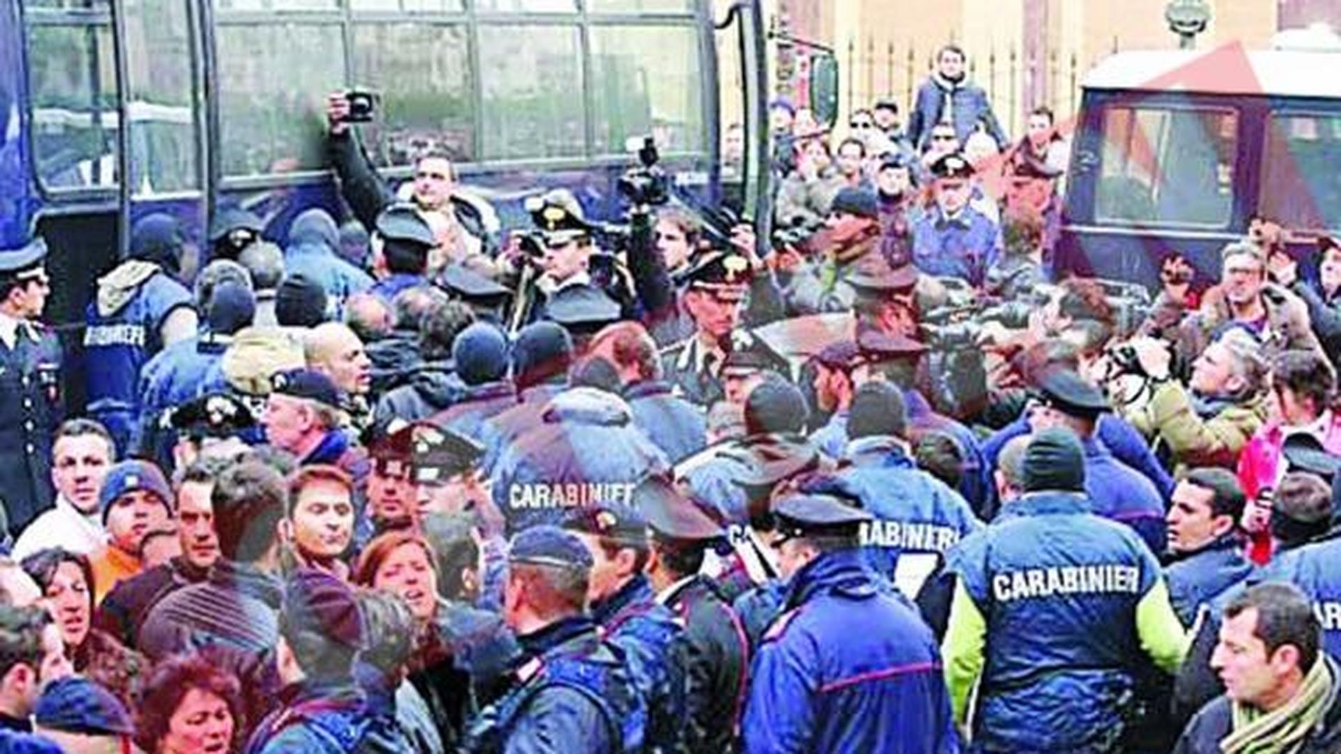 99 de mafioti arestati