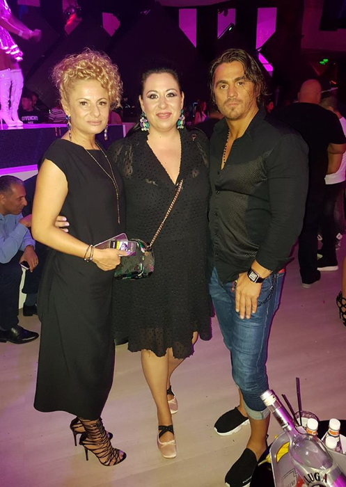Oana Roman a încercat să o încurajeze pe Gabriela Cristea, după ce soţul ei a fost concediat de cei de la Kanal D