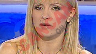 Simona Gherghe le-a cerut voie sefilor sa-si faca breton: "De 7 ani, parul meu se afla in grija Alinei Marinita! Nu indraznesc sa ma tund in alta parte!"