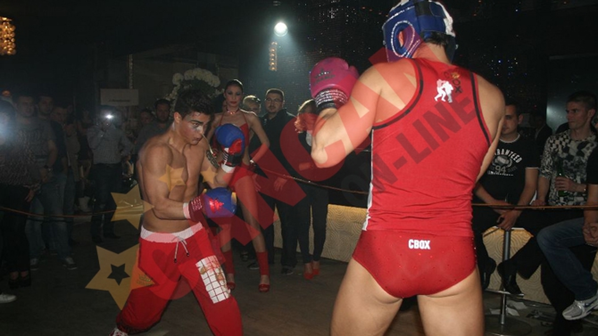 Manechinii lui Catalin Botezatu s-au luat la bataie in club!