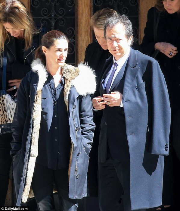 John Paulson i-a fost alături Annabellei, văduva asociatului său.