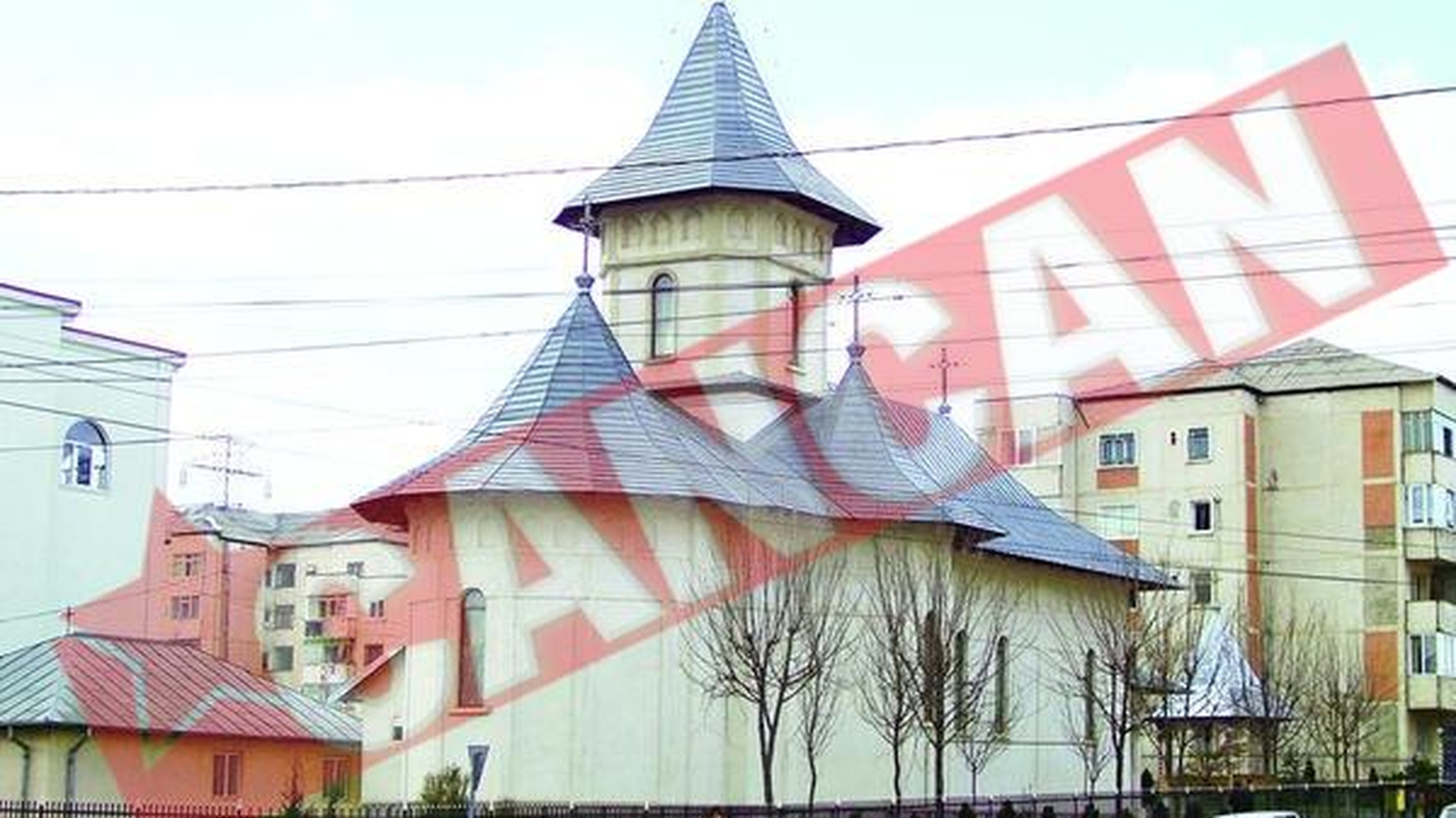 Politicienii ieseni dau acatiste ca sa castige alegerile
