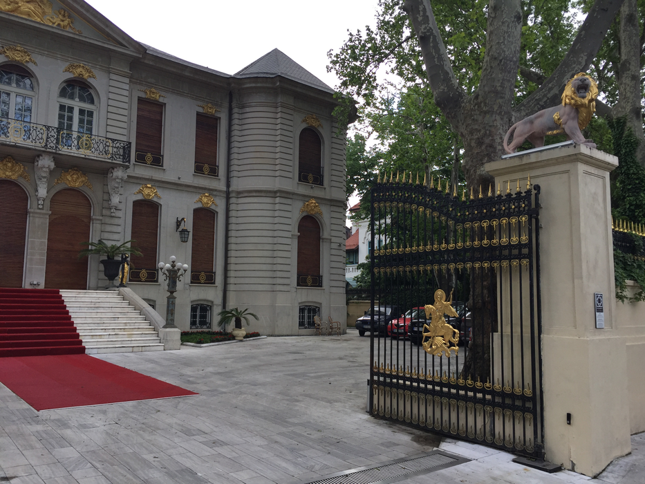 Laurenţiu Reghecampf a fost convocat la Palat de Gigi Becali