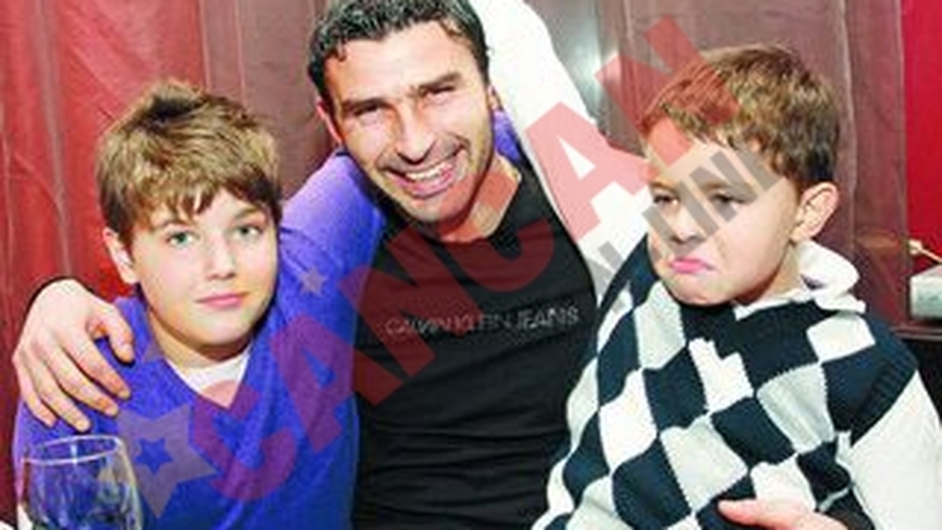 Fiul lui Trica, indragostit de Bianca Dragusanu
