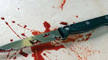 Romania, tara cutitarilor si a pistolarilor! Un barbat din Reghin injunghiat mortal in fata copilului sau de 10 ani