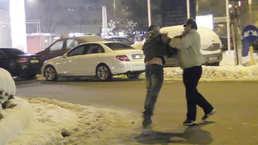 Petrecere terminata in duba politiei! S-au imbatat si s-au incaierat pe mijlocul strazii!