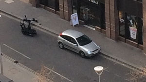 VIDEO / Alertă cu bombă în Londra! Sute de oameni au fost evacuaţi