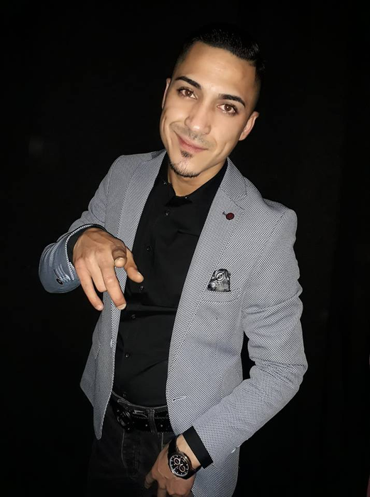 După ce l-a părăsit pe None de la Puterea dragostei, Loredana Chivu fuge cu un manelist celebru în Elveția. Cei doi vor face show în Ţara Cantoanelor!