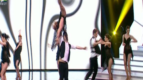 Cel mai INCENDIAR numar de la "Romanii au talent"! 10 moldovence fierbinti au rupt in doua scena