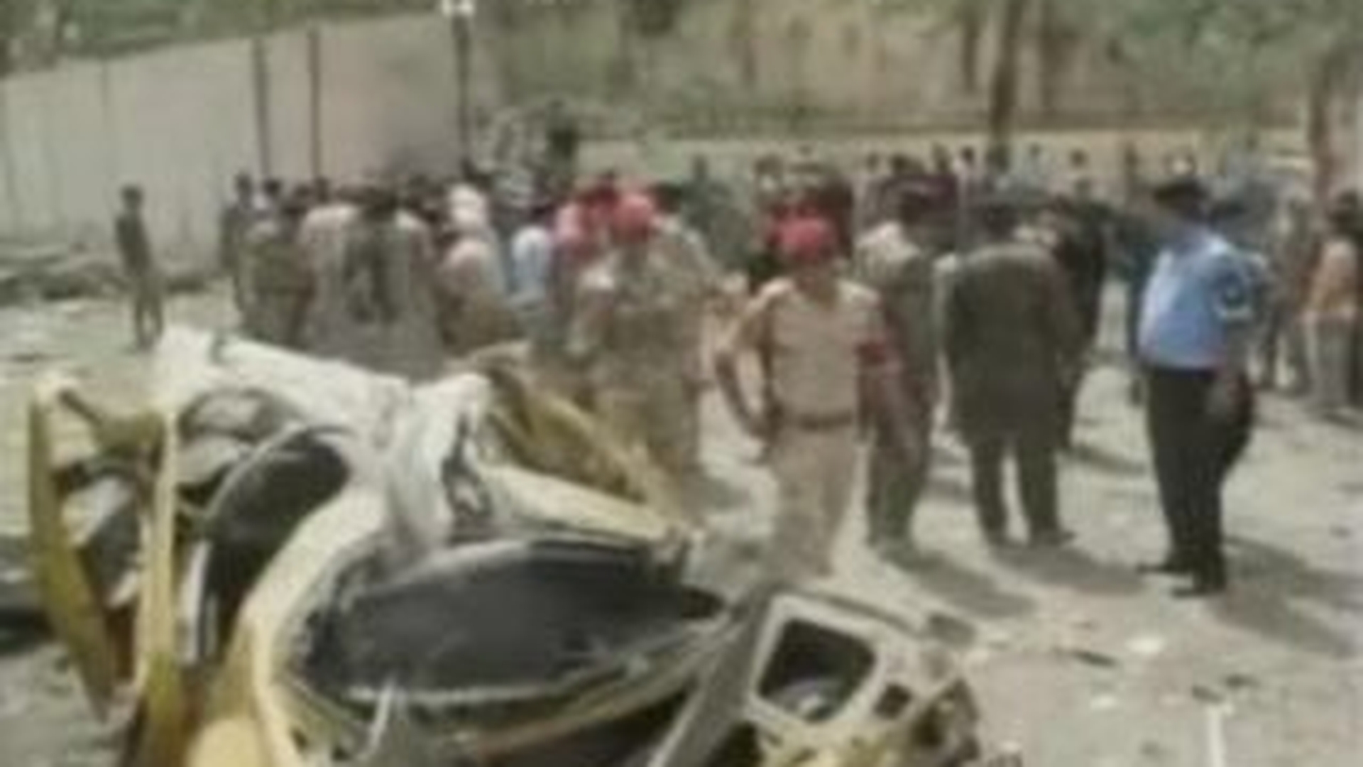 Cel putin 58 de persoane au murit la Bagdad, dupa o serie de atentate cu masini-capcana