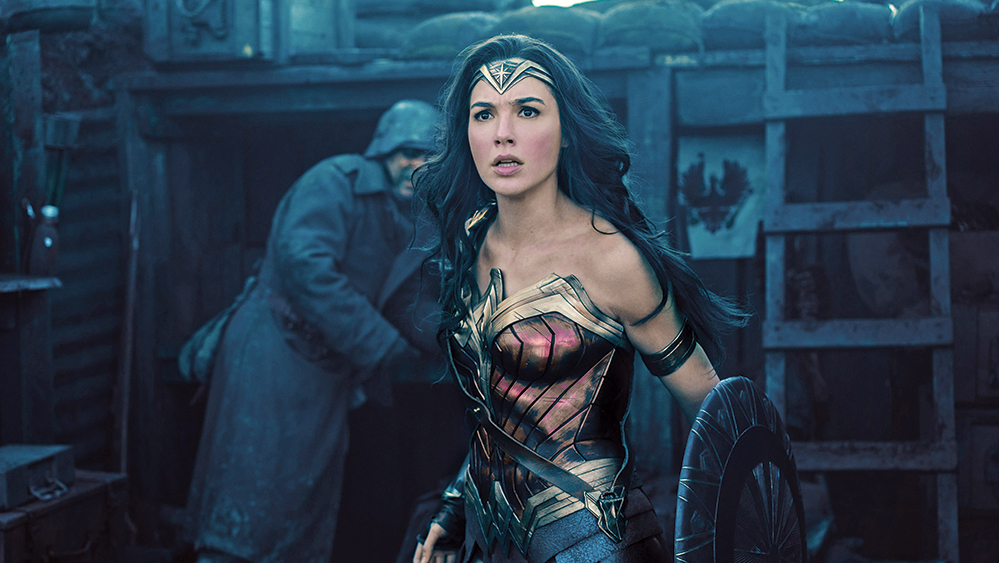 Actrița Gal Gadot i-a vizitat pe copiii unui spital din S.U.A îmbrăcată în Wonder Woman
