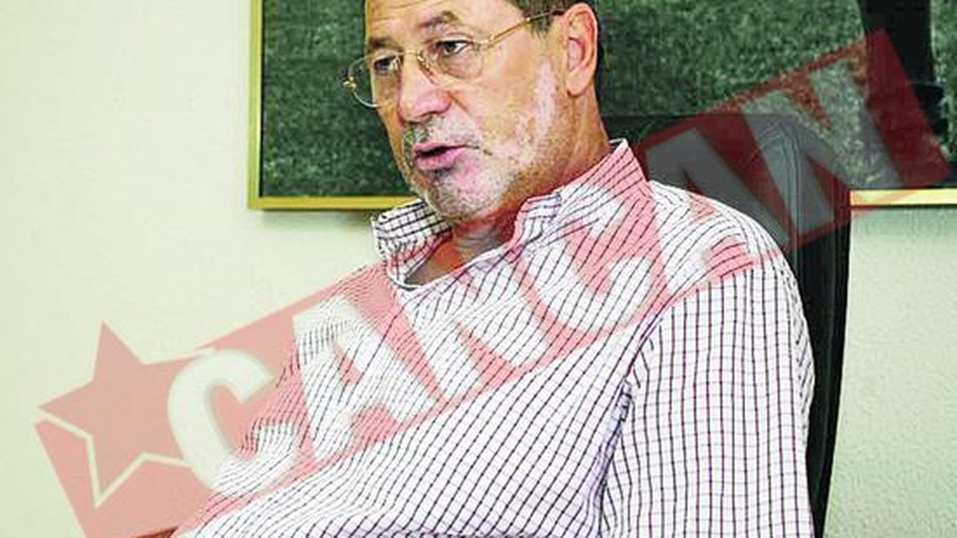 Dinu: "Uleiul din par l-a incins pe MM"