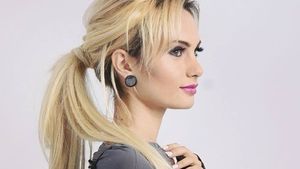 Bianca de la "Insula Iubirii" şi-a şocat admiratorii. A dorit să-şi mărească buzele, dar operaţia a fost greşită. "Când s-a resorbit serul..."